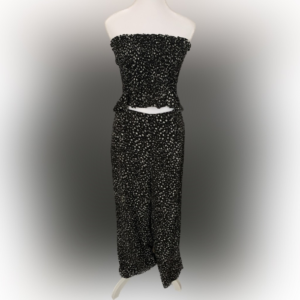 NWT 2 piece strapless pantsuit.